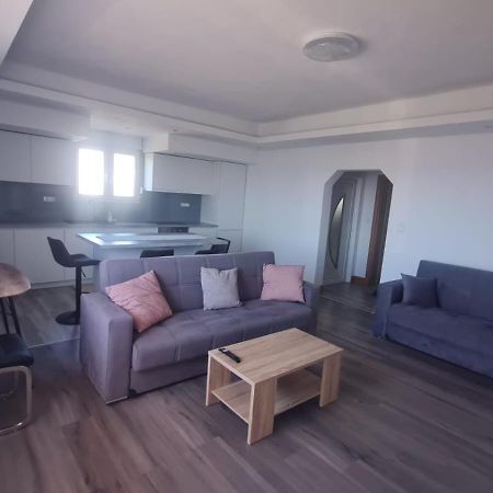 Apartmani Sandra Kaštela Kültér fotó