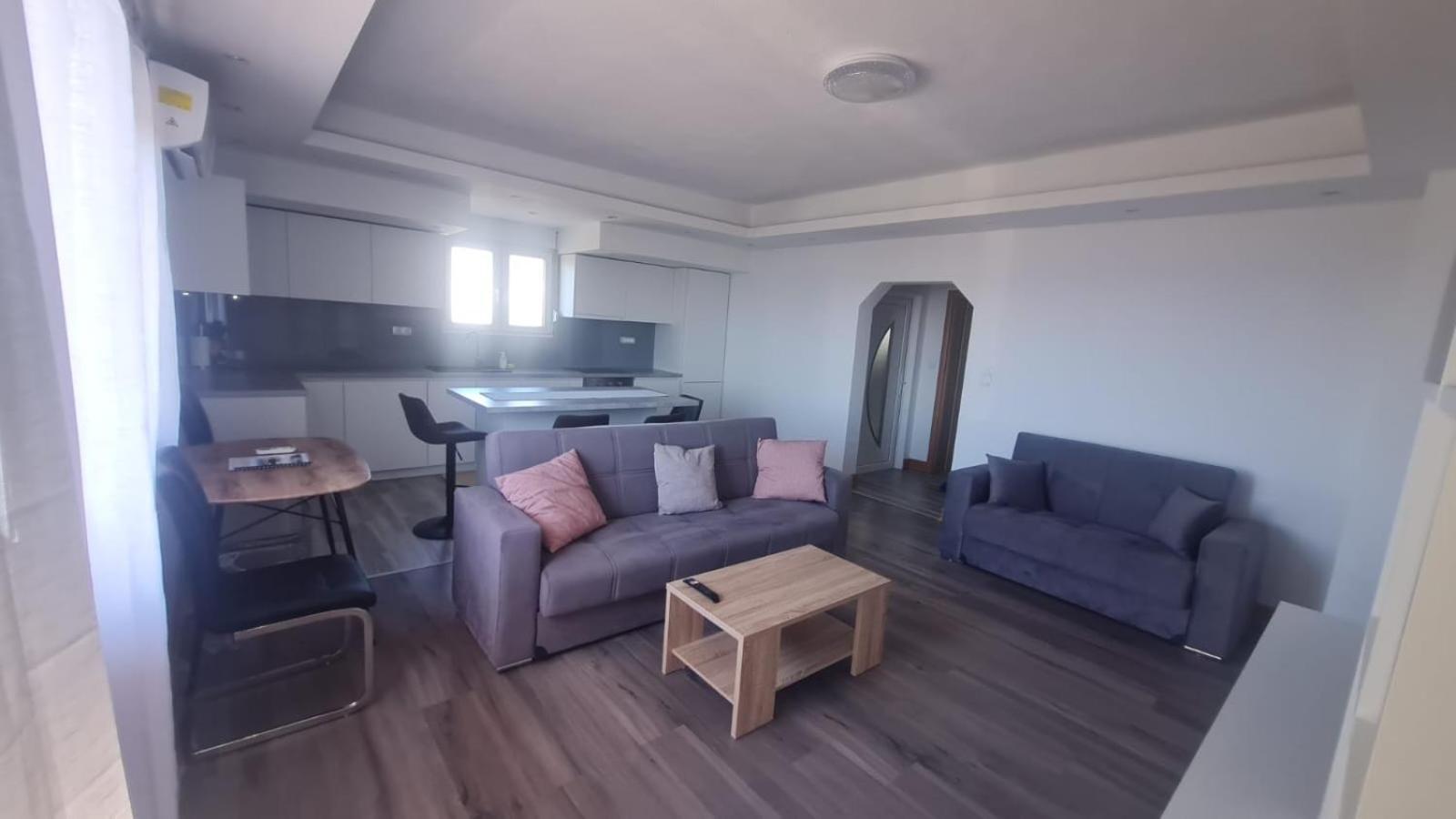 Apartmani Sandra Kaštela Kültér fotó